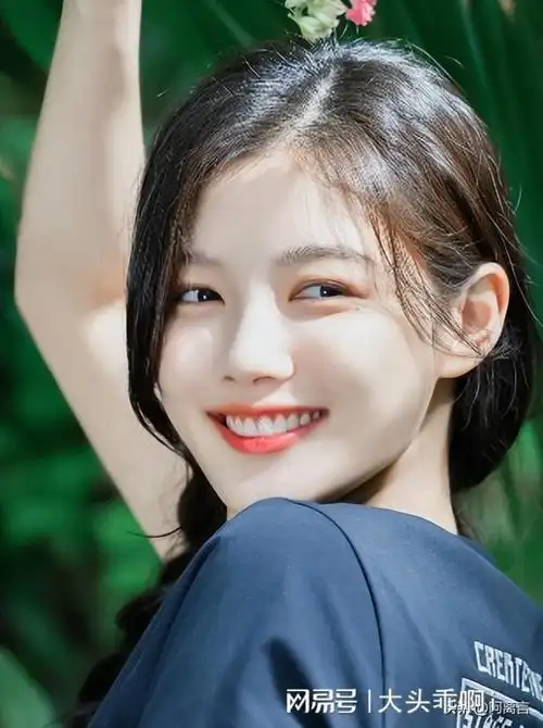 最新排名!2024年韩国最美的10位女星出炉了:宋慧乔冲进前3名