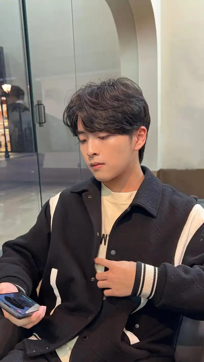 修饰脸型气质十足!韩风纹理烫器今日份纹理烫发◎ - 抖音