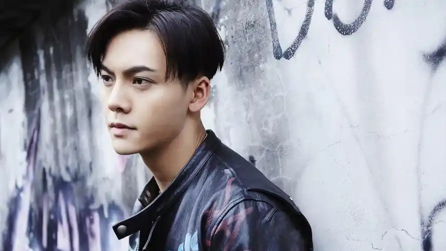 明星陈伟霆明星风尚壁纸