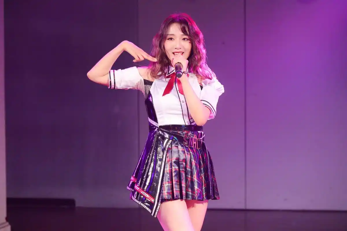 【 snh48-陈佳莹,生日公演返图】愿你流下的每一滴泪,都让人感动;愿你