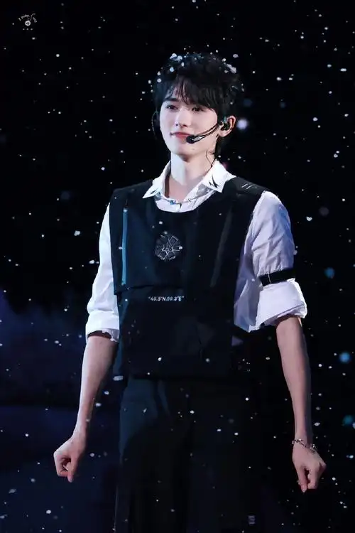 04今日主线任务:帅飞在座所有人@时代少年团-宋亚轩宋亚轩超话79