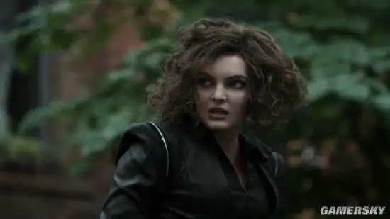 《哥谭》大结局贝恩亮相 蝙蝠侠大战性感猛男遭断背