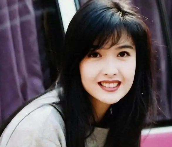 56岁的周慧敏,就这样改写了她的结局,网友:其实真正傻的是我们