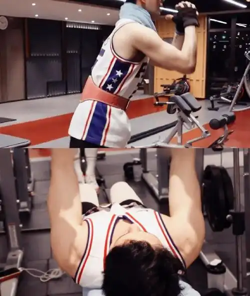 徐正溪新剧手臂线条##徐正溪新剧搓澡照