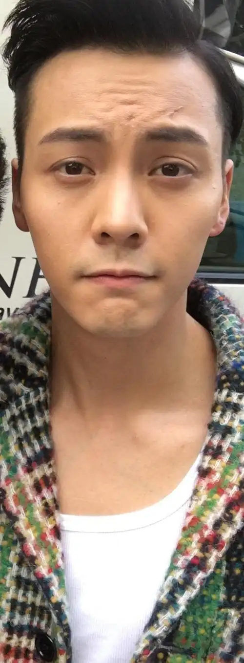 近距离拍摄陈伟霆的皮肤, 太好了吧! 男明星顶级状态