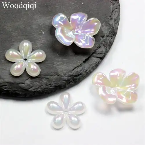 f14亚克力仿珍珠色花朵 不规则五瓣花约24x20mmdiy发卡服装材料