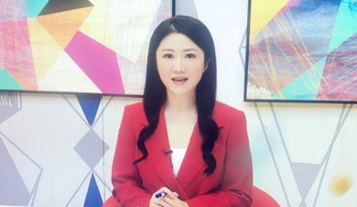 上海主持人杨蕾她是著名美女主持人