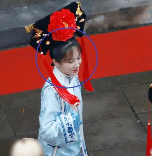 全员清宫装:宋亚轩阿哥很清秀,那英气场女王,看到杨紫被可爱到_造型