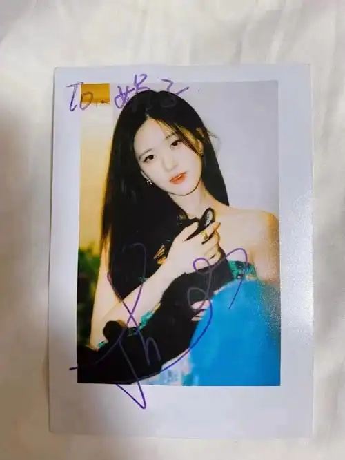 康雅吉丽学员的明星签名照