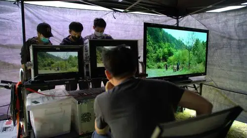 使用佳能dp-v2420专业监视器现场监看纪录片《中国》拍摄