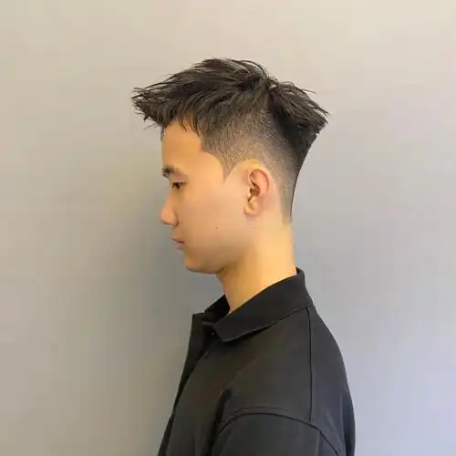 男士微渐变发型9090