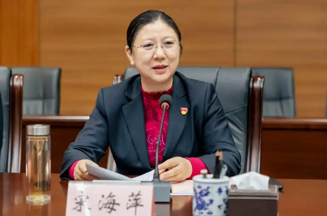 学习进行时⑨省法院召开老干部我看建党百年新成就专题座谈会