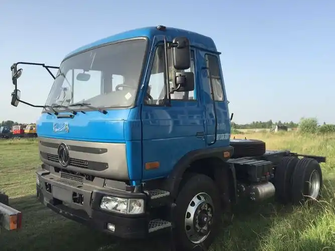 p>东风eq153是 a href="#" data-lemmaid="569840">东风汽车公司 /a>