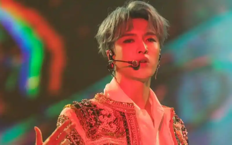 【张艺兴】还记得大航海一巡演唱会的他是什么样子嘛?进来看看吧