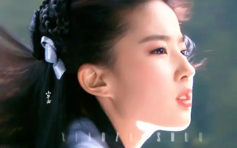 刘亦菲的小龙女骑马都带着一股仙气