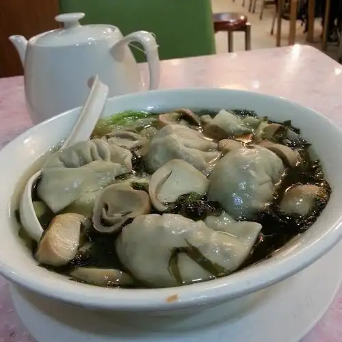 赞好             赞好             赞好           上汤水饺汤麪