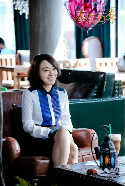 今晚闫妮成《太太万岁》段子王 笑料百出转画风