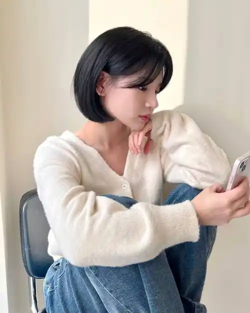 齐脖包脸短发,时尚与质感的完美融合_头发_发型_魅力