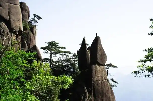 中国最美五大峰林江西三清山,很多人在景区内走着,就迷失了方向