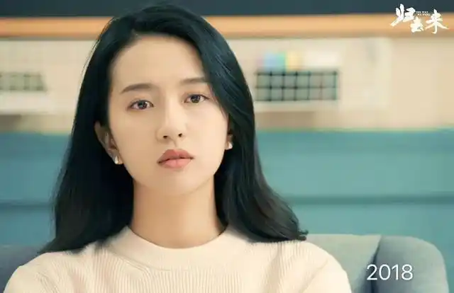 温润淡雅苗娘子,环球小姐亚军出道,盘点小美女许龄月的容貌风采