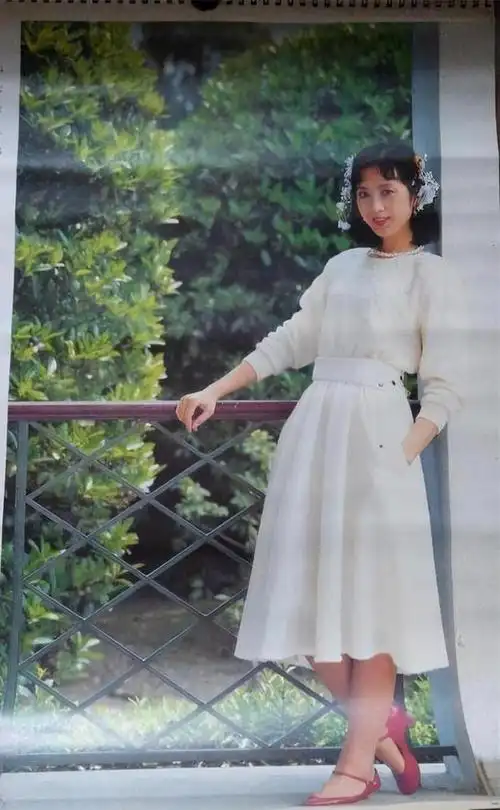 龚雪不愧80年代第一女神年轻时美得娇俏灵动老了依旧优雅迷人