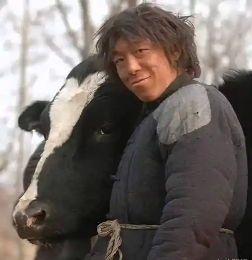 青岛小伙黄渤从一文不值到百亿票房最后成为了喜剧达人