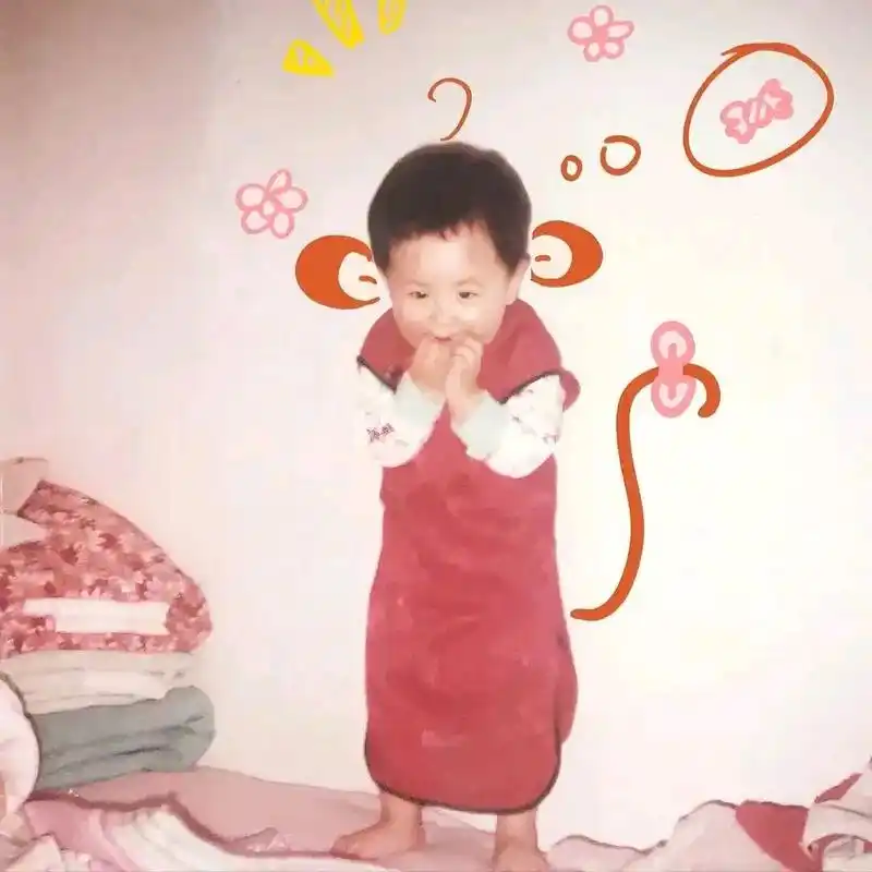 《杨紫》曝光儿时丑照,小时候的照片和现在是不是差距很大#我要上热门