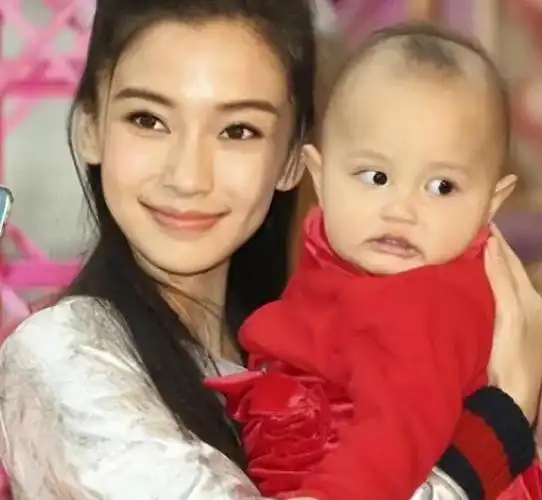 名利双收是假象杨颖离婚后看上去稳赚不赔实际给自己带来灾难