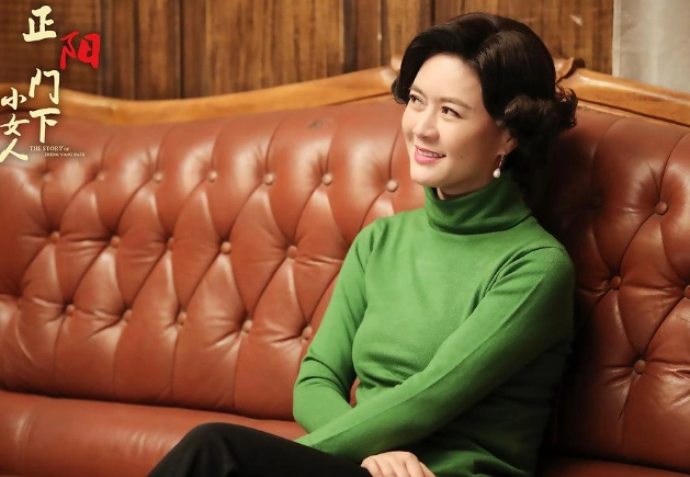 《正阳门下小女人》:2018值得看的剧,蒋雯丽那迷人勾魂的笑容!