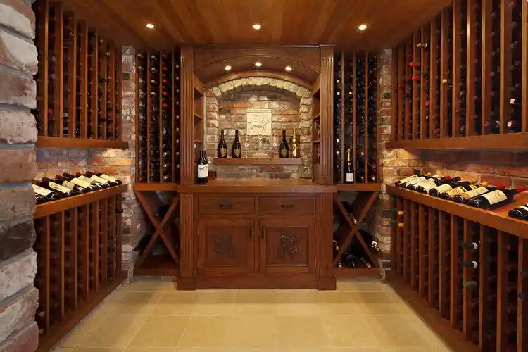 新古典别墅大气酒窖装修效果图