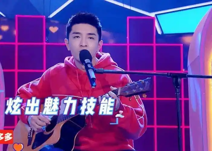 原创《快本》下期嘉宾挺猛!关晓彤金瀚不算啥,还有备受争议的他_