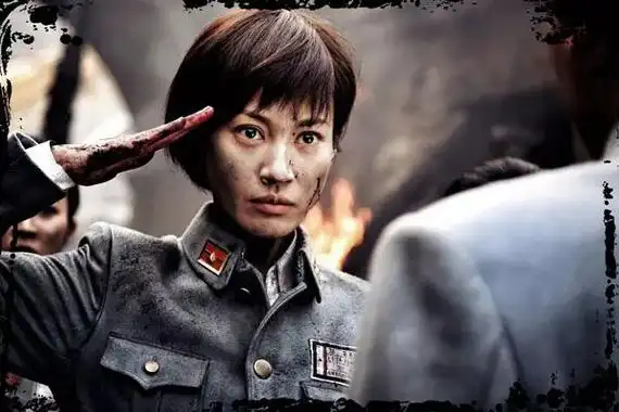 《信者无敌》剧照