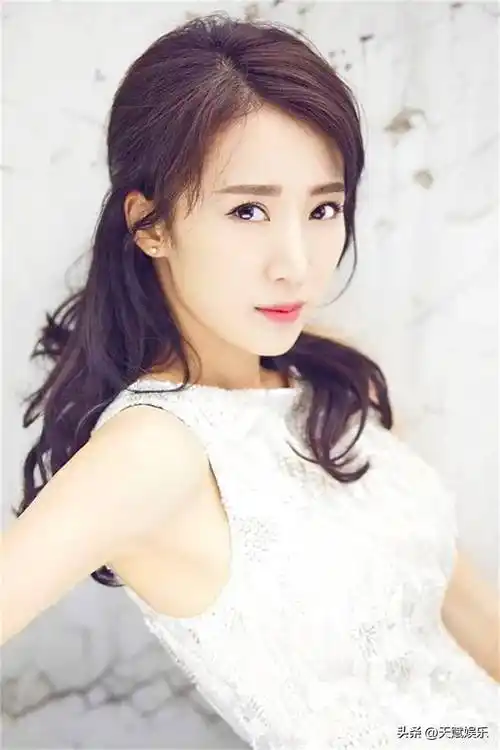 《蜗居》35集电视连续剧中的演员李念写真美照3_图片_交流_留言