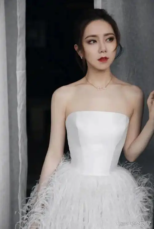 邓紫棋才是真尤物这身材性感绝伦韵味十足