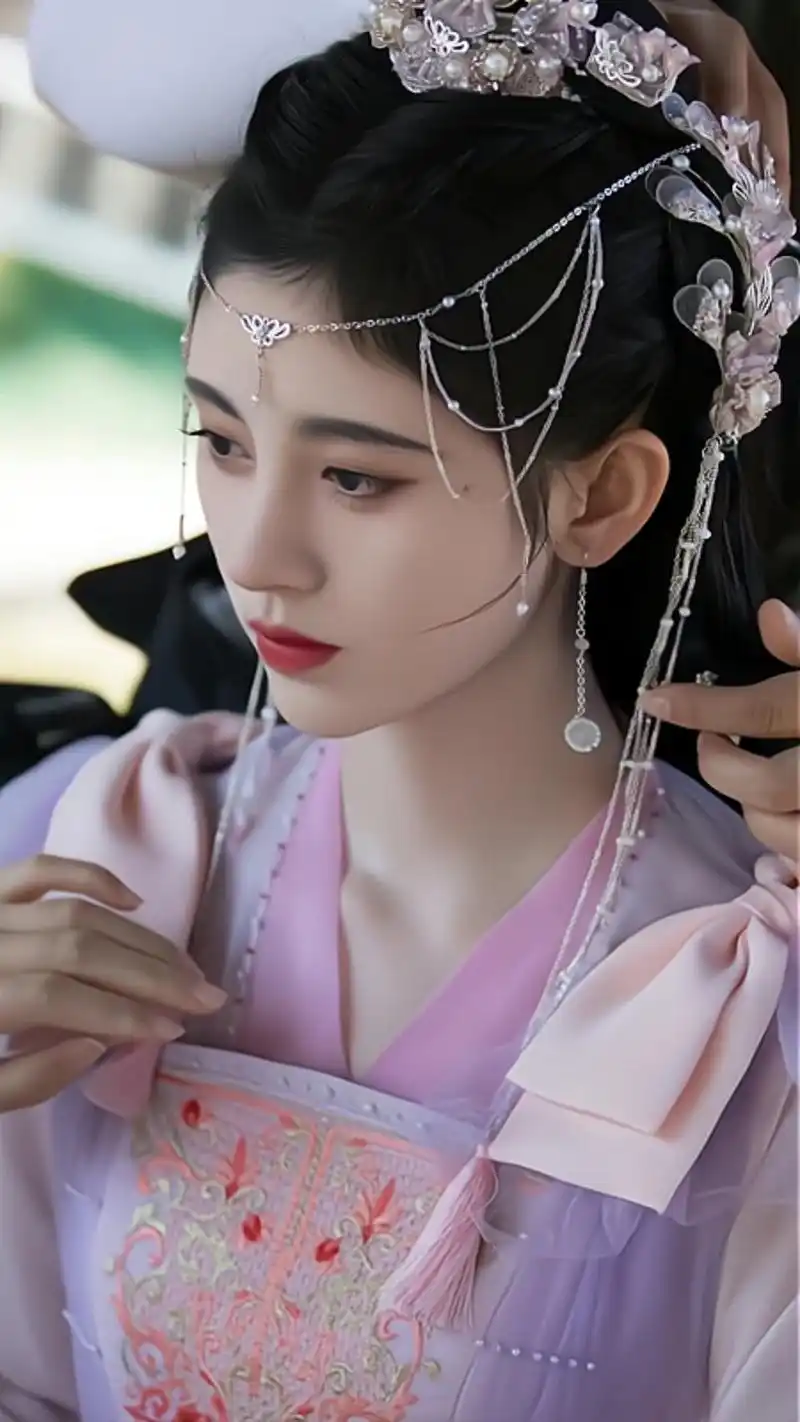 鞠婧祎古装图集