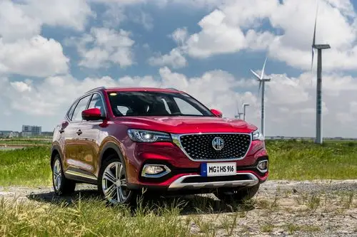 名爵体验中心同步落成  作为荷尔蒙suv,名爵hs以纯形面设计带来的饱满