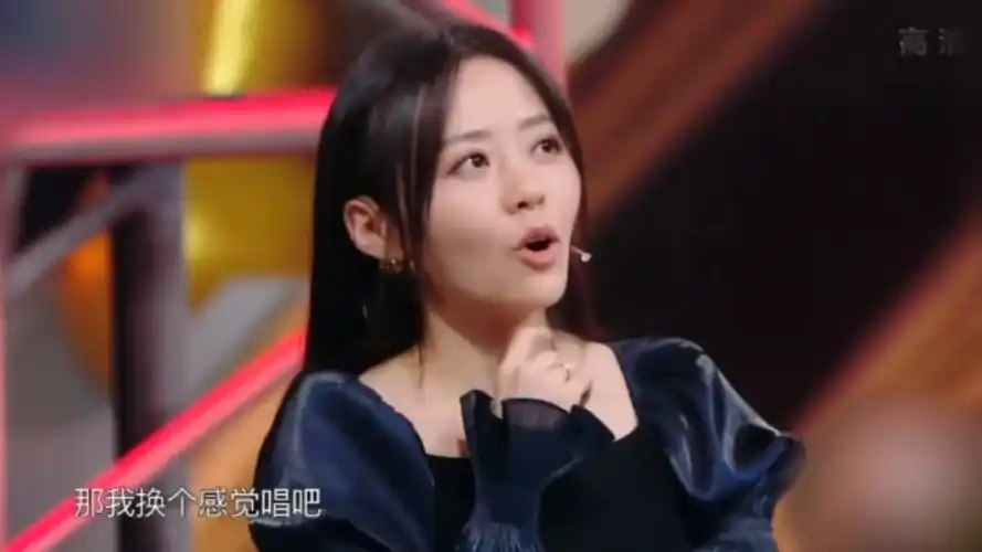 原创张靓颖暗讽《王牌》画面被删,男友称遭电话追踪,唏嘘沦为背景板