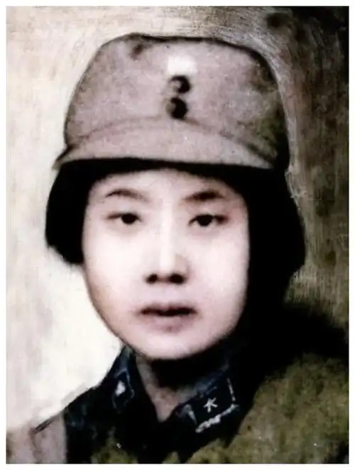 七位年轻女烈士的珍贵彩色照片向在抗战中牺牲的巾帼英雄致敬