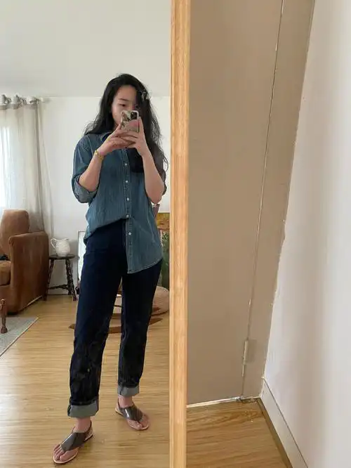 牛仔衣和牛仔裤