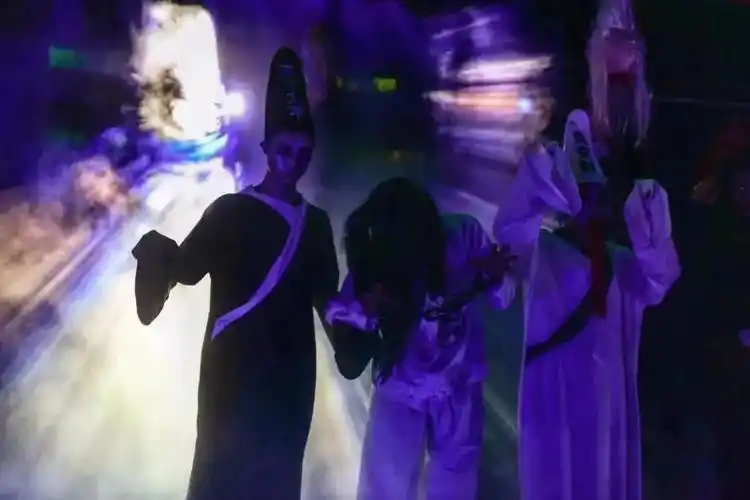 来看点阴间的东西