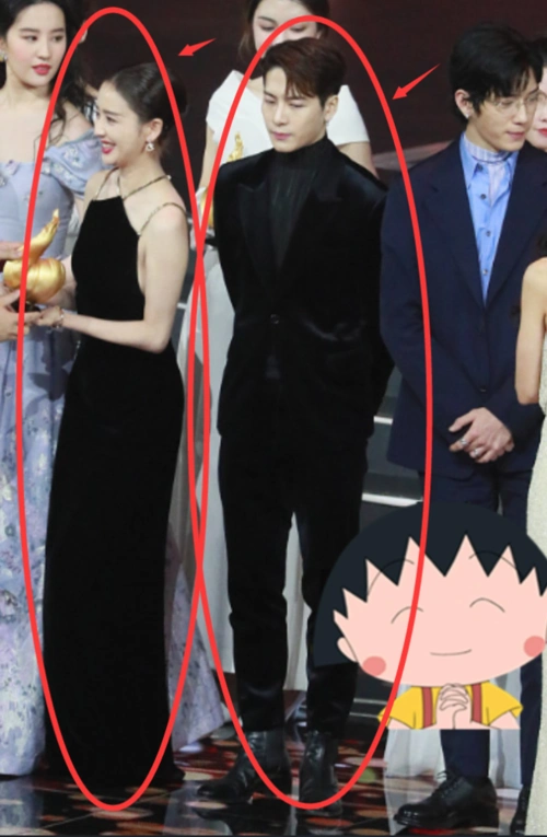 所以身高才会跟王嘉尔差不多高,而且她们两位站在一起,非常养眼和美丽