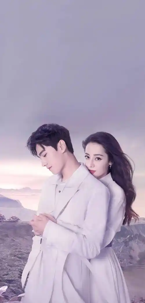 永远闪光的她,女神迪丽热巴一路走来不容易,从小演员到当红女星_杨幂