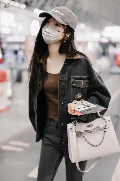 吴宣仪穿搭公式