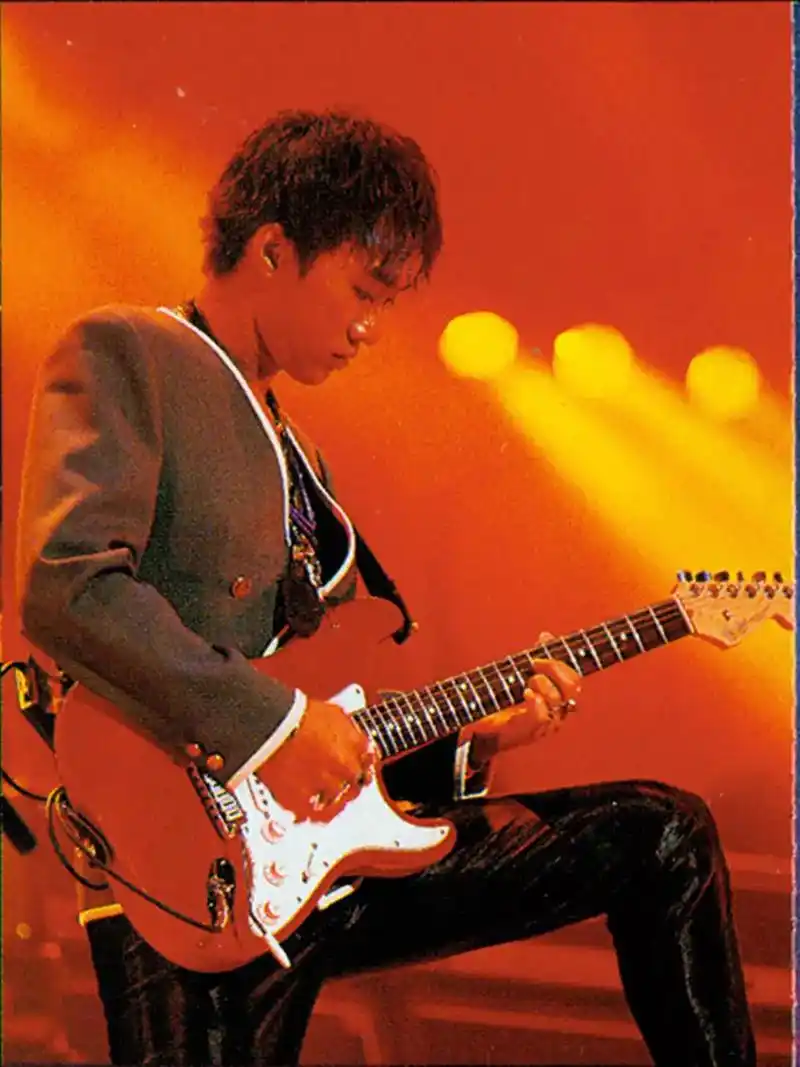 30一个特别的日子,你已经离我们远去整整三十年!#黄家驹 - 抖音