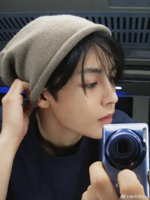 侯明昊男友风胶片随拍##侯明昊周一胶片营业照
