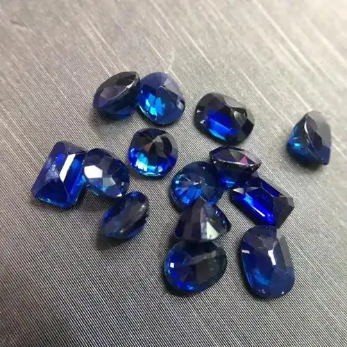 新货天然无烧皇家蓝蓝宝石戒面颜色好