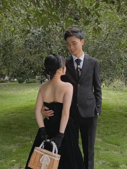 身高差的婚纱照吗