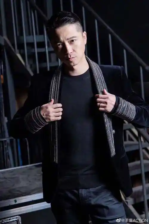 王雷夫妇官宣怀二胎李小萌秀孕肚自曝想要女儿