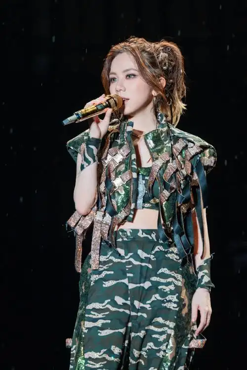 邓紫棋iamgloria世界巡回演唱会