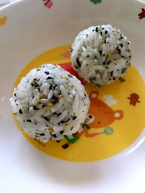 宝宝辅食--高钙饭团的做法图解2